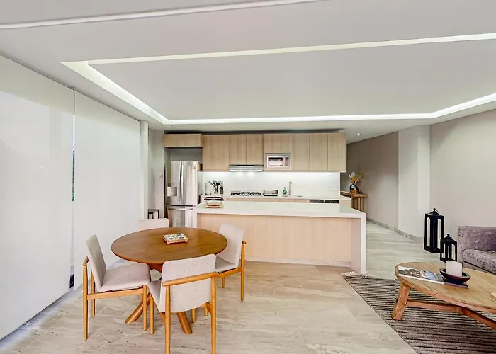 Cardinal Living D-301 Apartahotel
