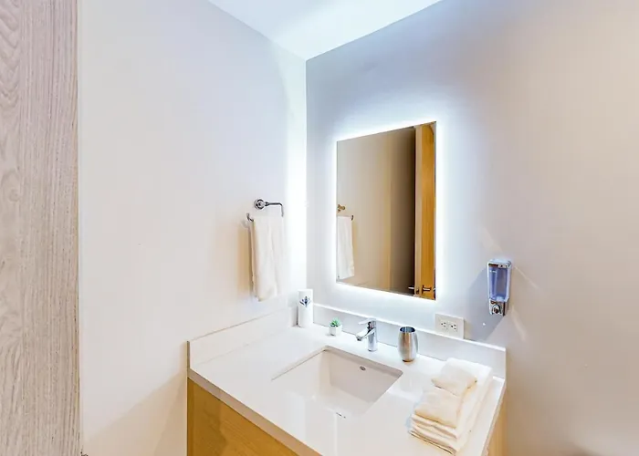 Cardinal Living D-301 Apartahotel San José del Cabo